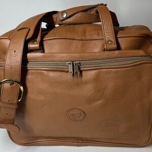 Travel , overnight  leather bag in Forest green leather  , made with full grain